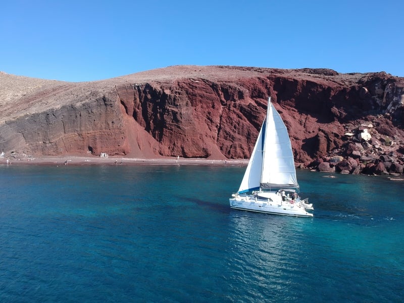 Santorini: Semi Private Catamaran Day Cruise with Food & Drinks