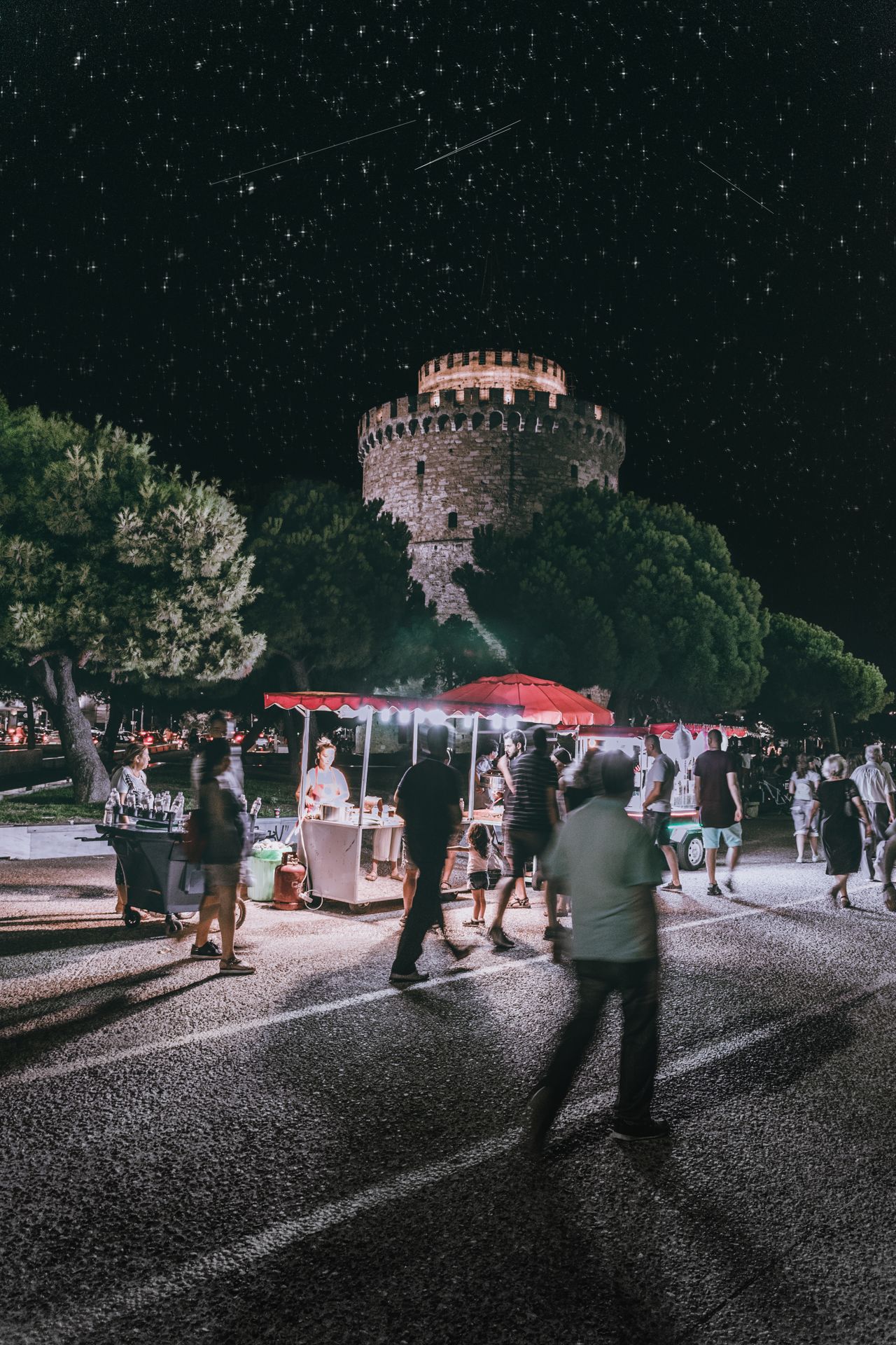 The White Tower by night 