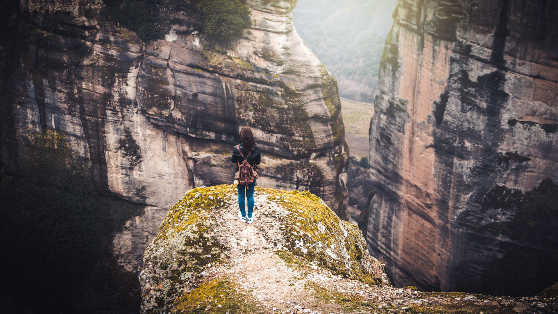 Walk among the gigantic rock pillars of Meteora to enjoy truly breathtaking views