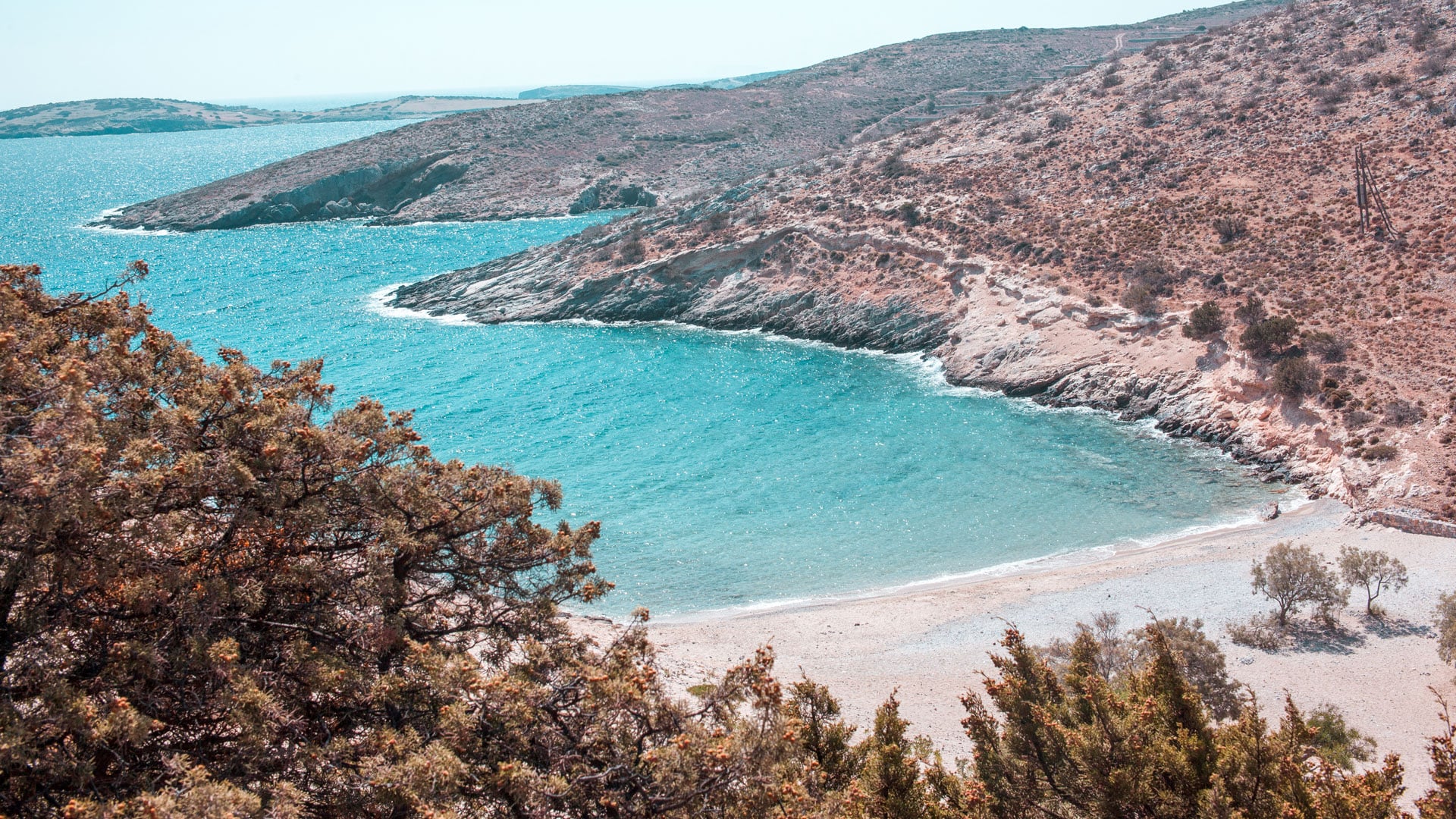 Psili Ammos beach on Schinoussa island