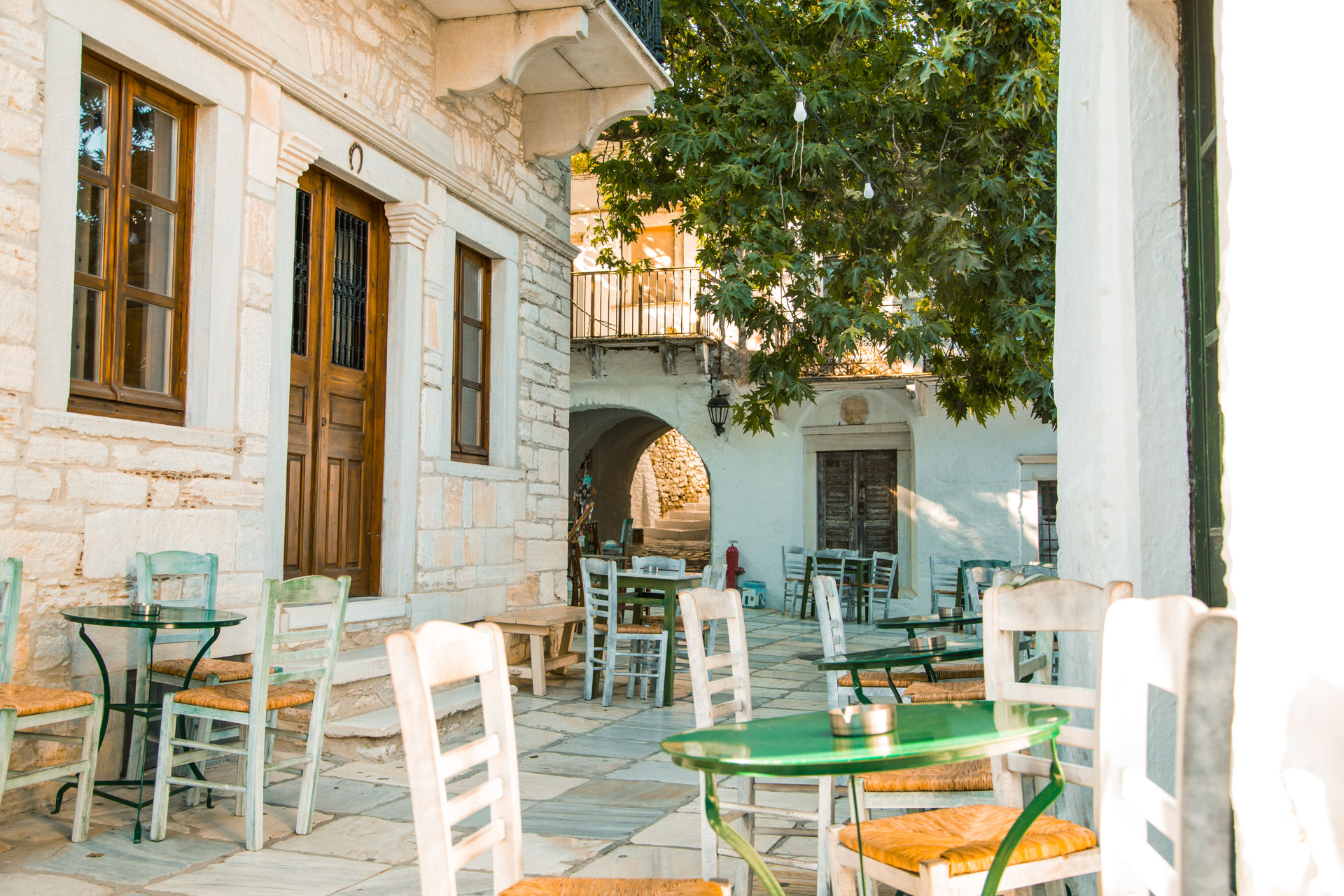 Apiranthos is a wonderful example of Venetian towers and arches, old stone houses and small squares