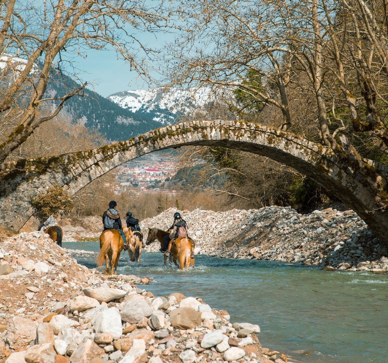 Multiple footpaths allow you to explore the countryside of Central greece