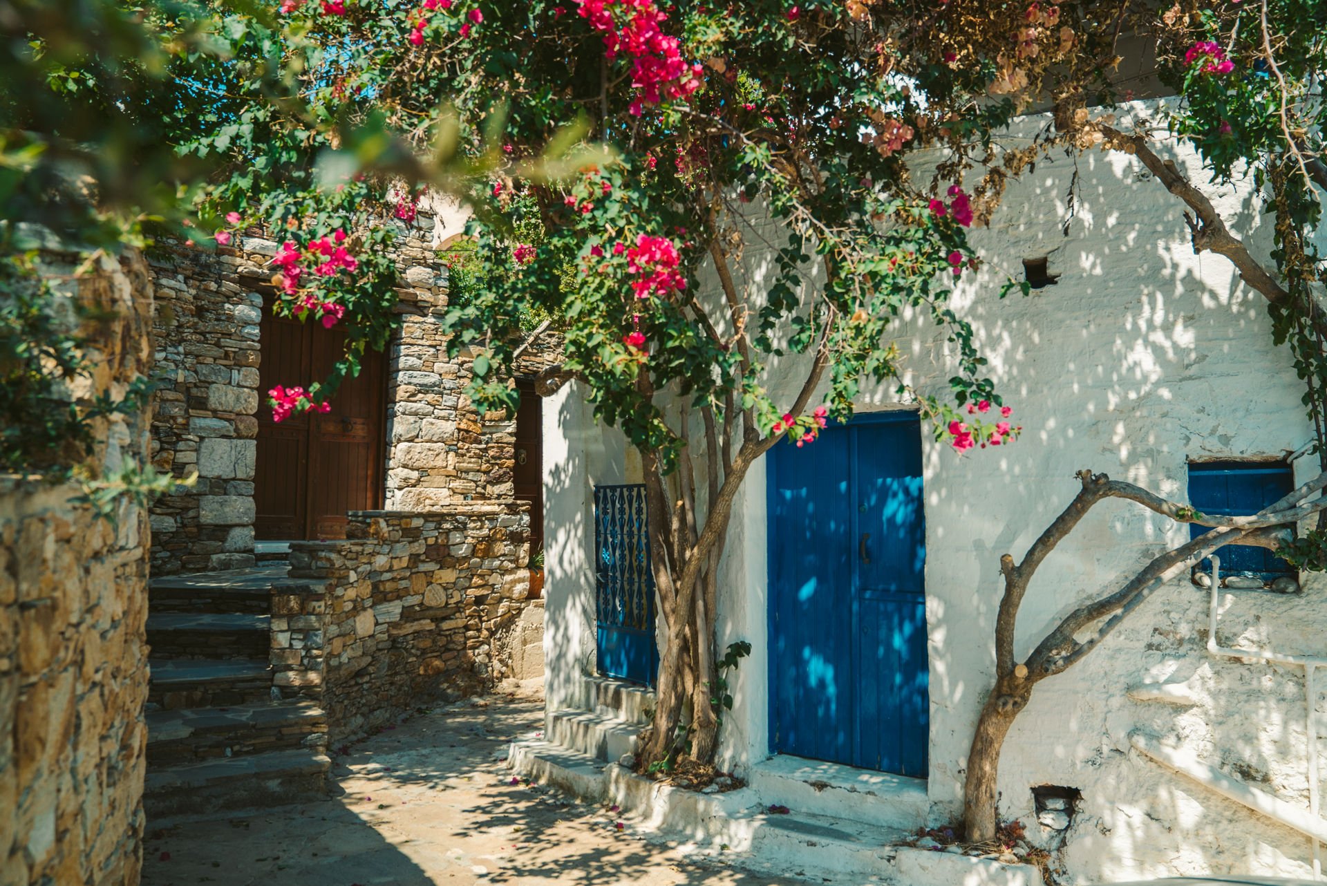 Sangri, a village with an Upper and Lower part, combining medieval architecture and Cycladic