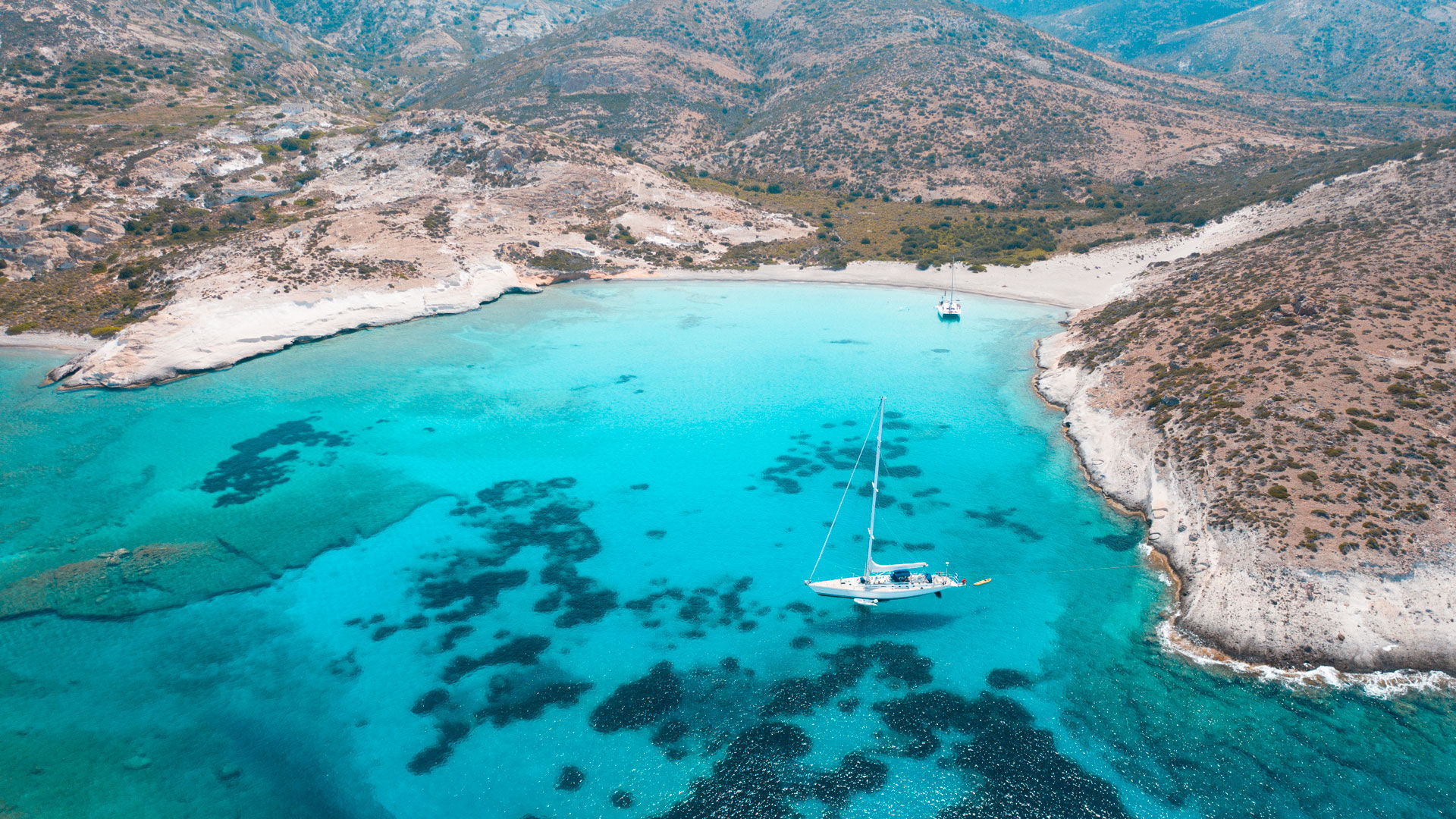 There are plenty beaches to choose from, amongst them the sandy Pano and Kato
