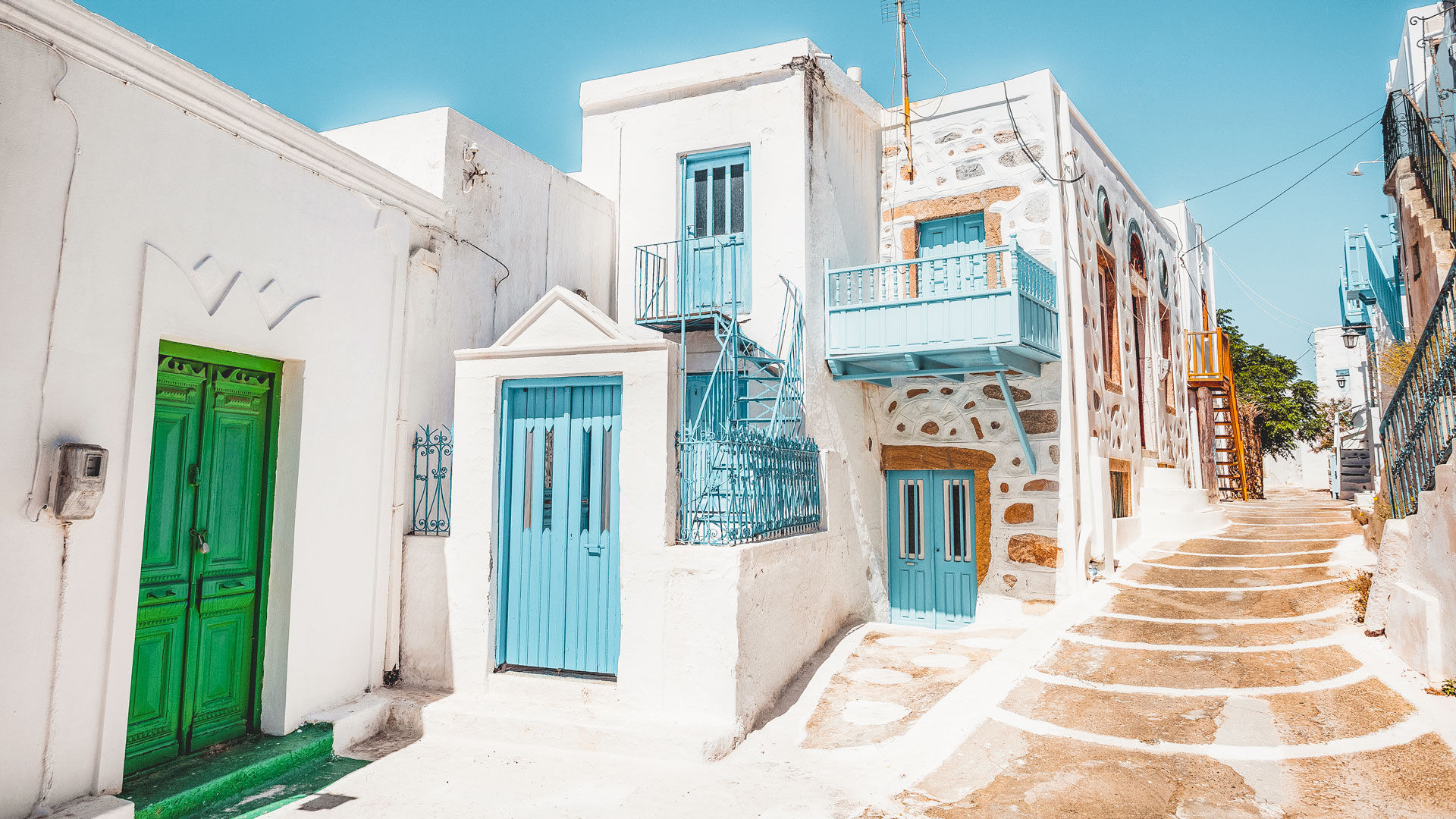 There’s no better way to feel Astypalaias' special energy than by exploring the main town