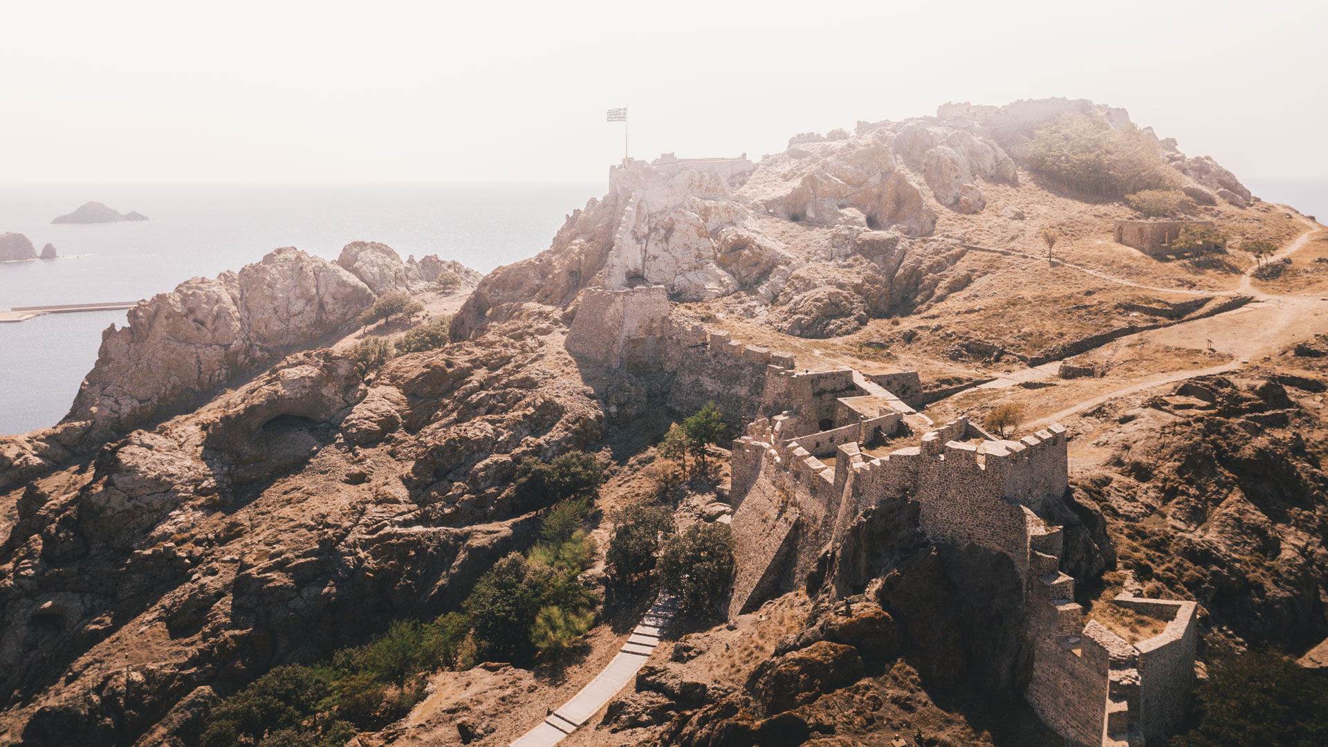 Located at the highest point of Myrina (close to Kaspakas), the Byzantine Castle was constructed in the 12th and 13th centuries