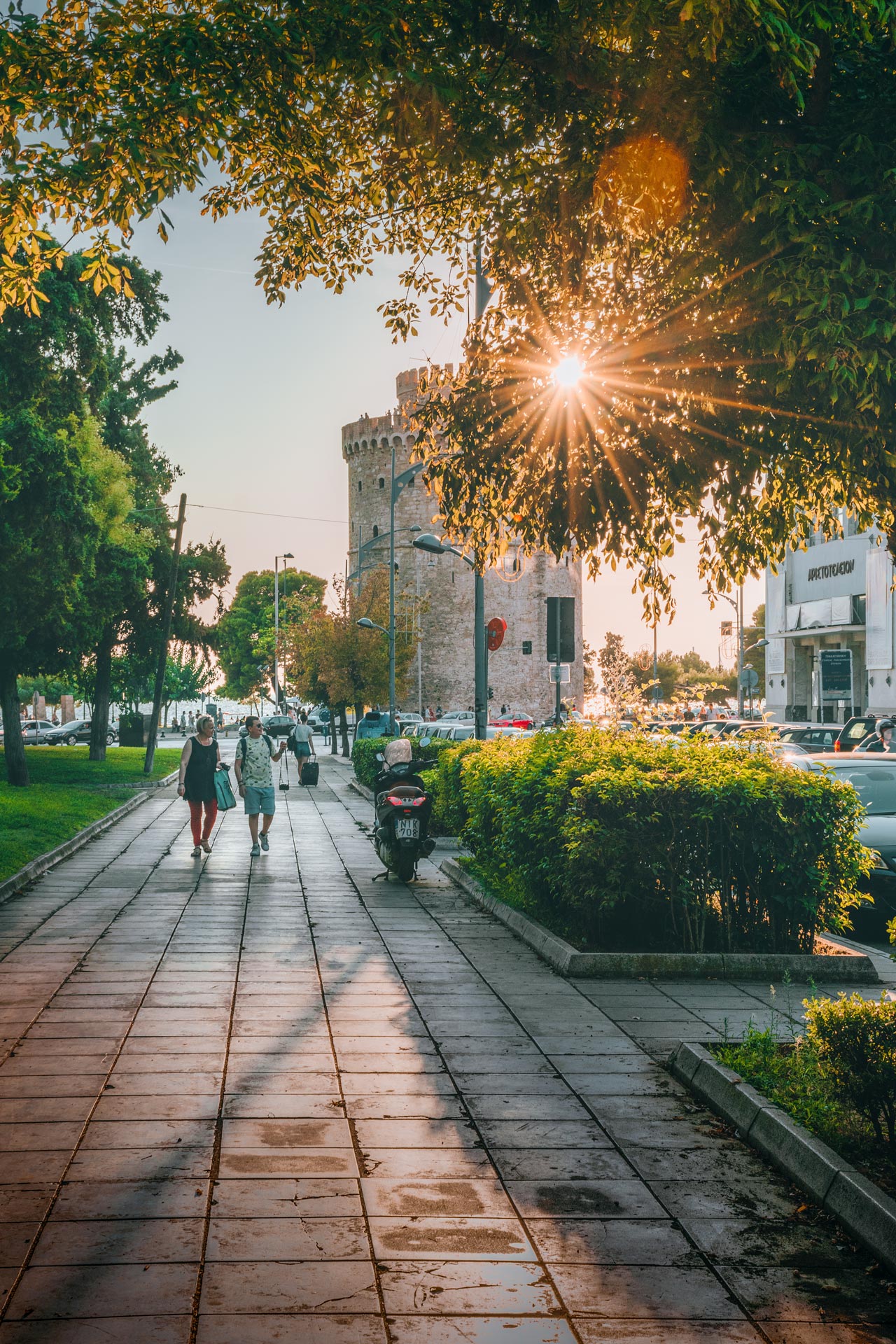 Morning walk to the White Tower of Thessaloniki