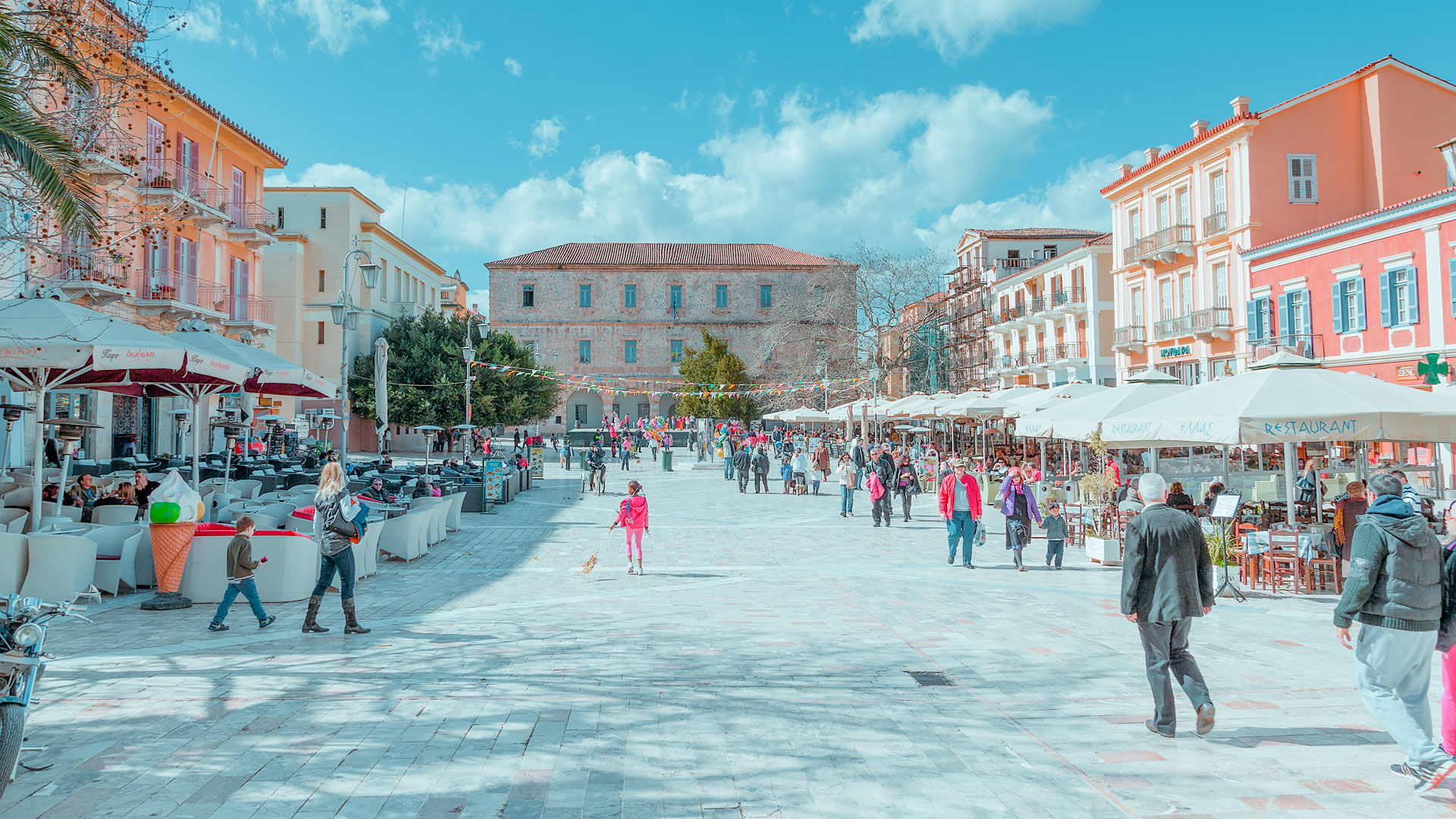 Syntagma Square, the heart of the Old Town and your gateway to many of its most important buildings