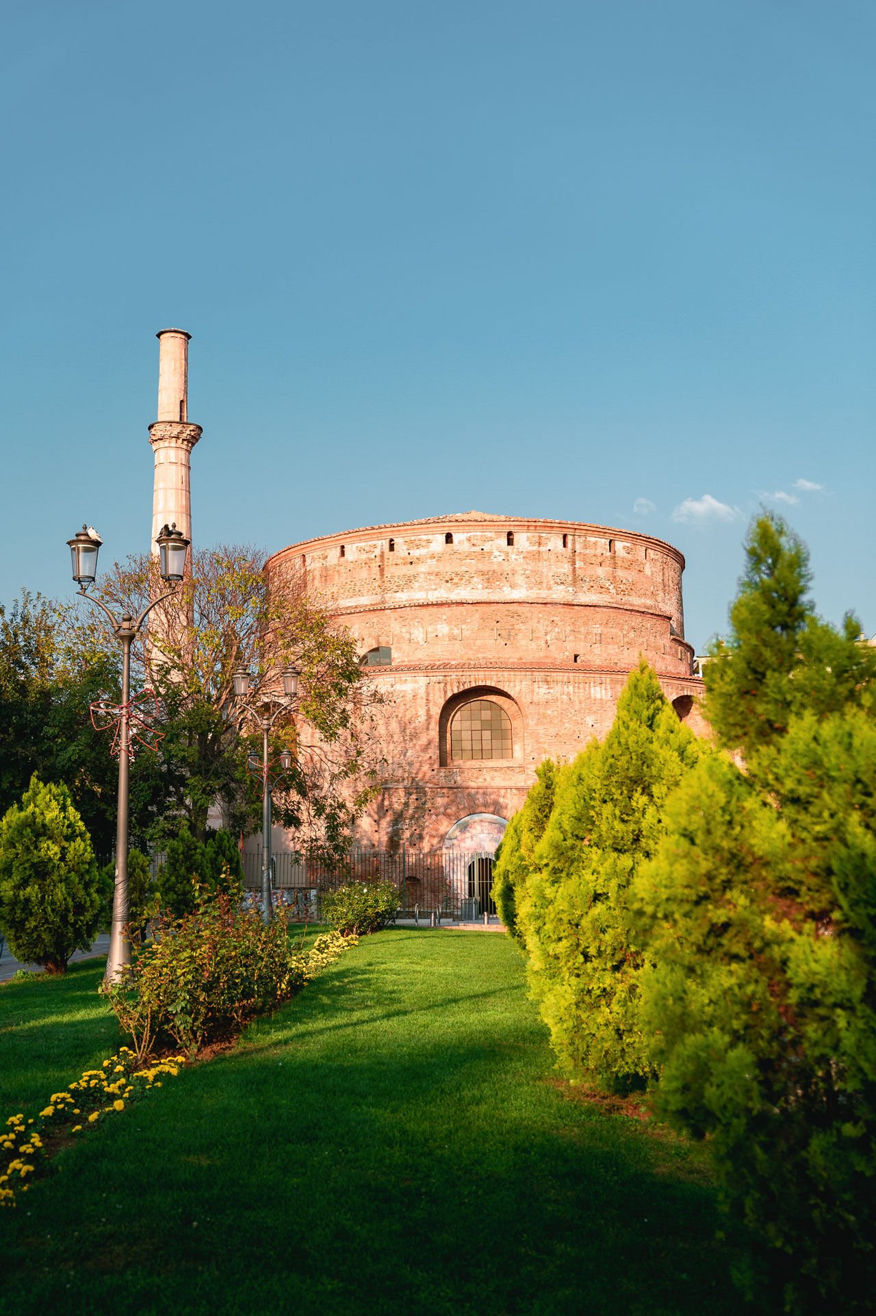 Η προστατευόμενη από την UNESCO Ροτόντα αποτελεί μέρος του Γαλεριανού Συγκροτήματος της Θεσσαλονίκης