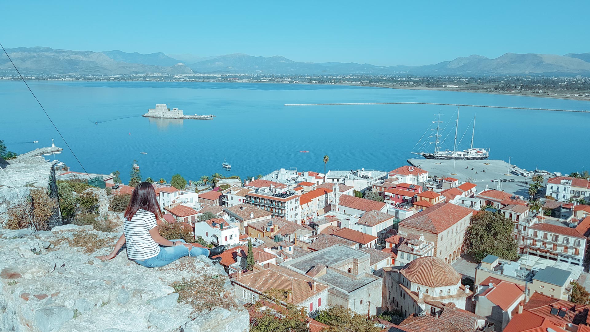 When it comes to romantic escapes, there’s one town that springs to mind for Greeks Nafplio, the Venetian’s ‘Naples of the East’