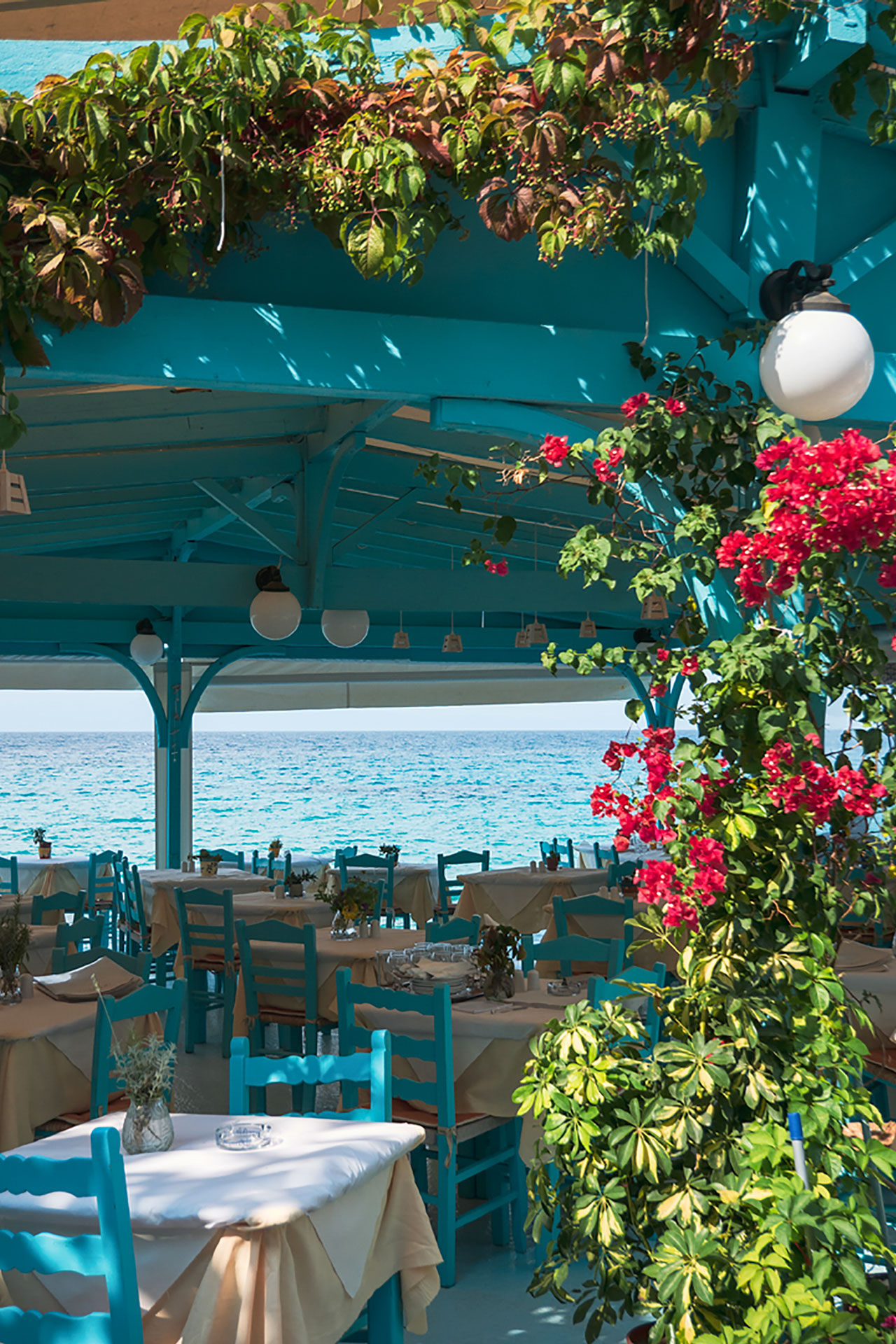 Seaside tavern in Kokkari