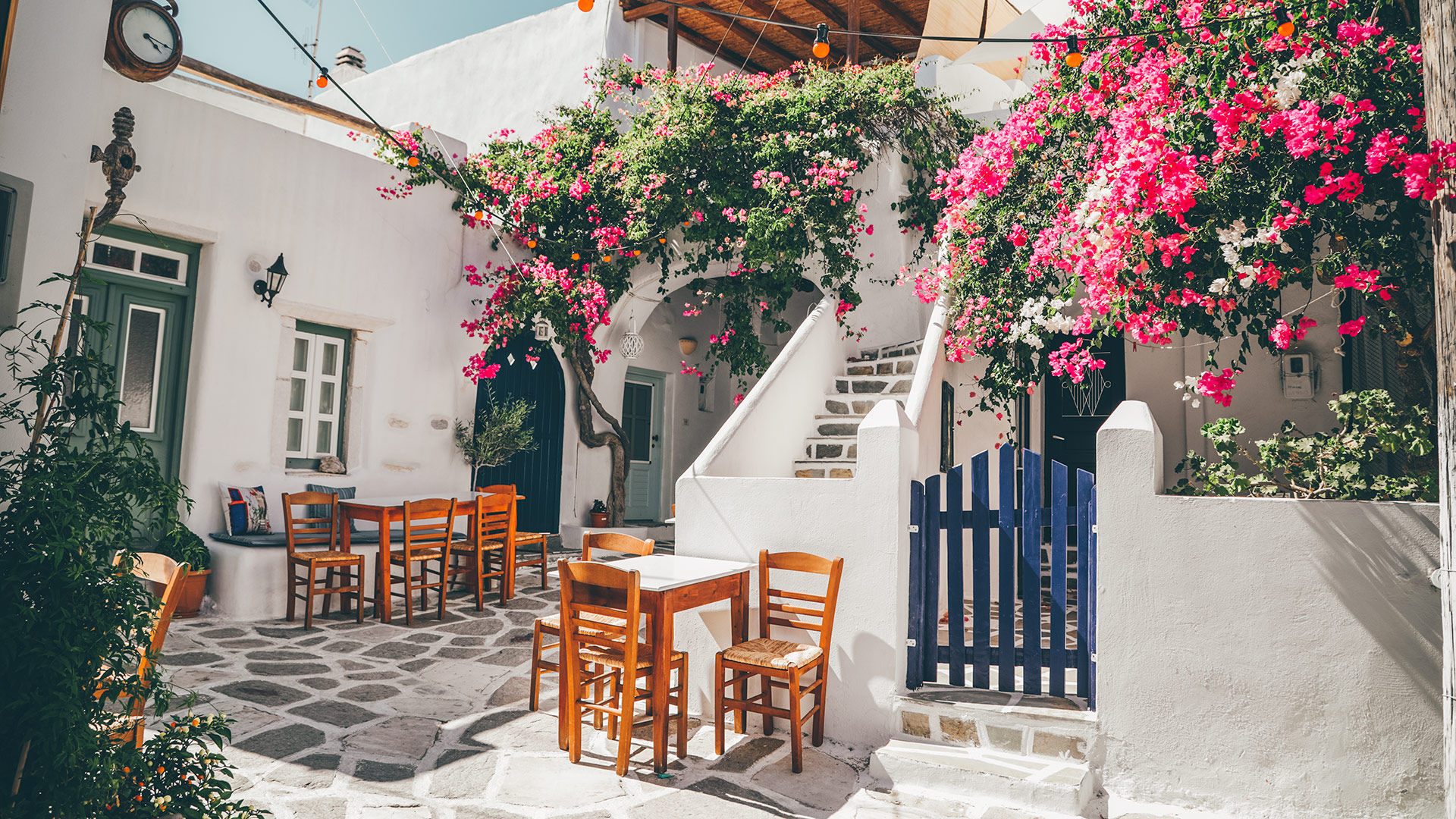 Ηopping between villages is the perfect follow-up to enjoying the lively atmosphere of the towns and beautiful beaches of Paros
