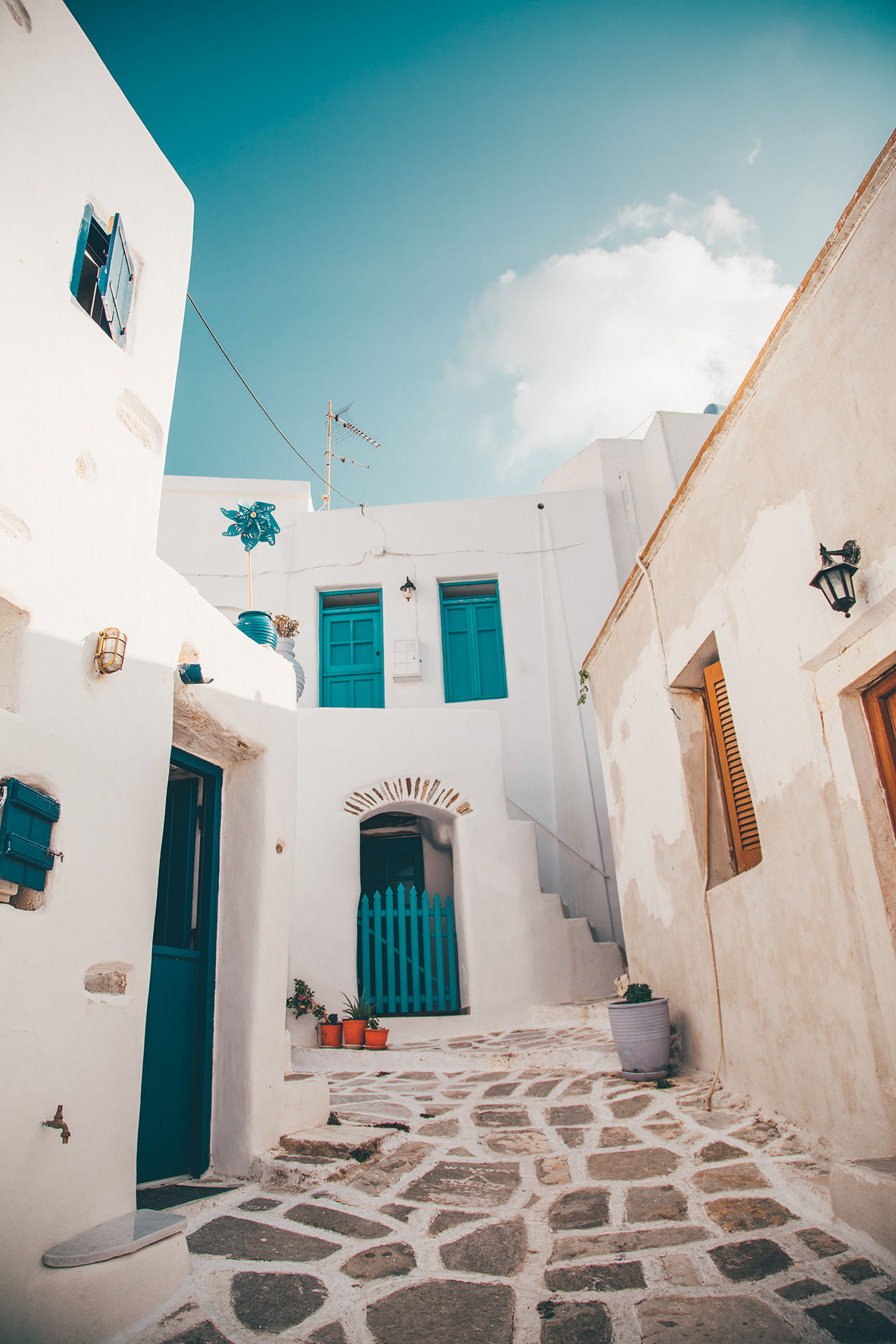 Lefkes is one of the prettiest and best-known villages of Paros, built on a verdant hill in the heart of the island