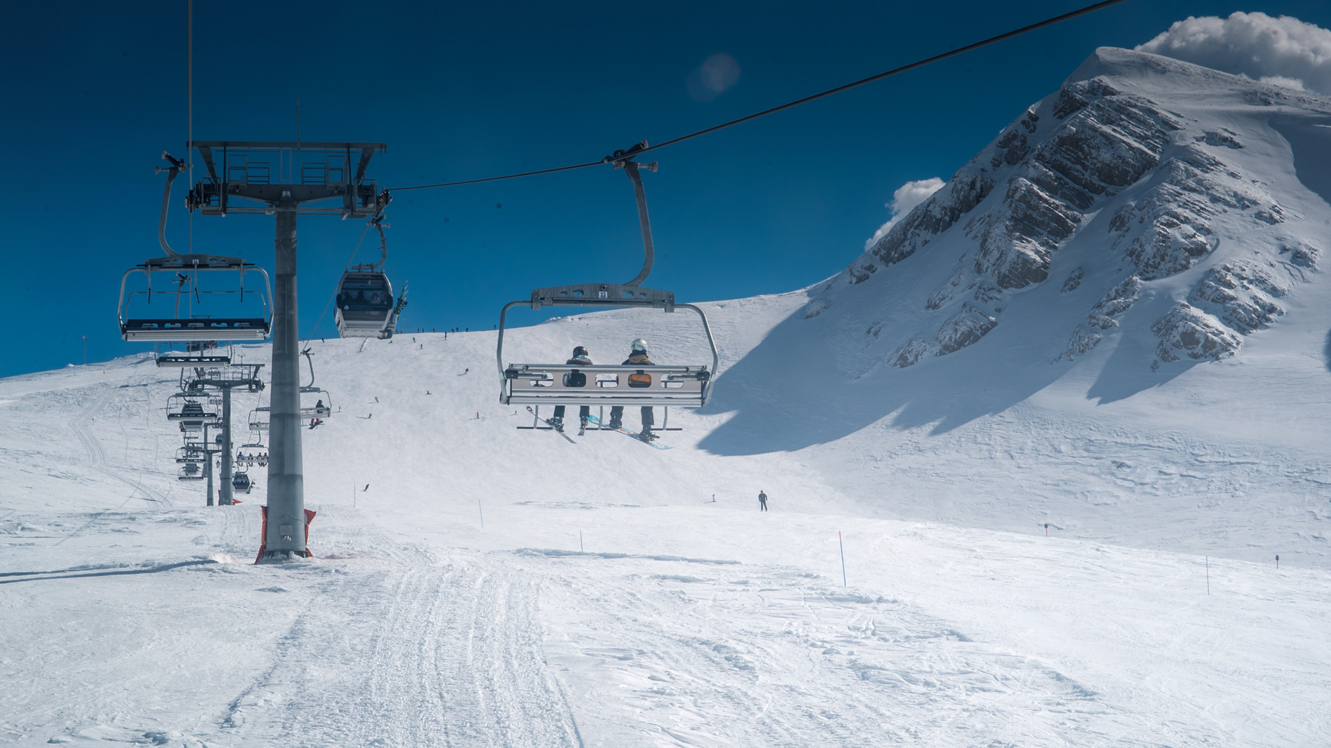 The Parnassos Ski Centre is yet another mountain escape within Central Greece