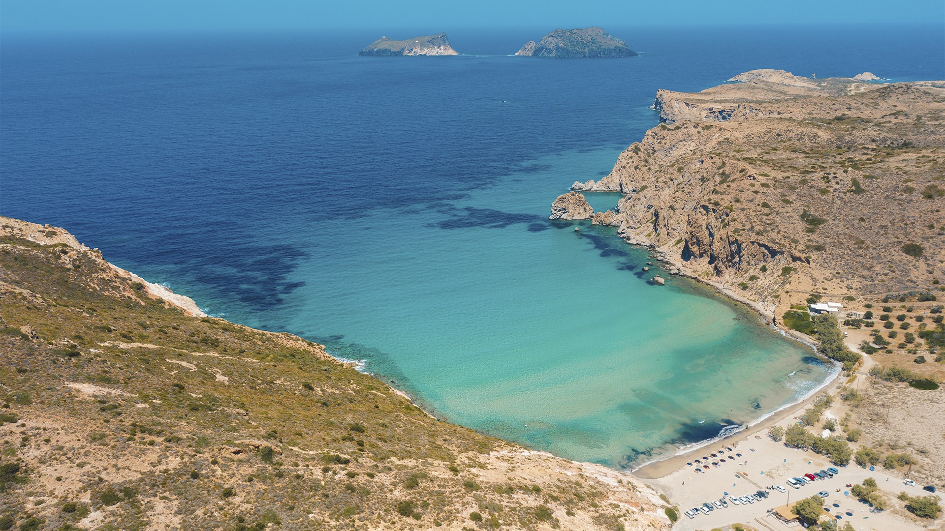 Plathiena beach, Milos
