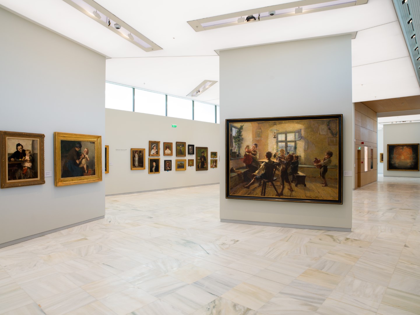 More than 1,000 works are spread across 21,000m2 amidst decor that is minimalist and chic