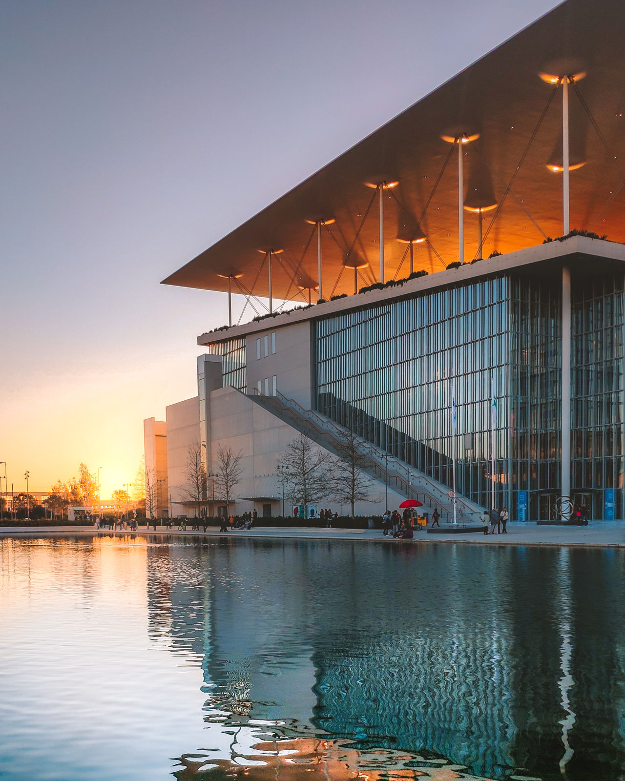 Strolling around the Stavros Niarchos Foundation Cultural Center canal