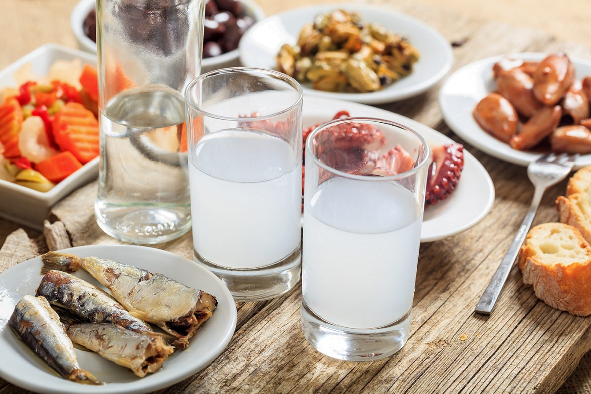Corfu Small Group Food & History Tour