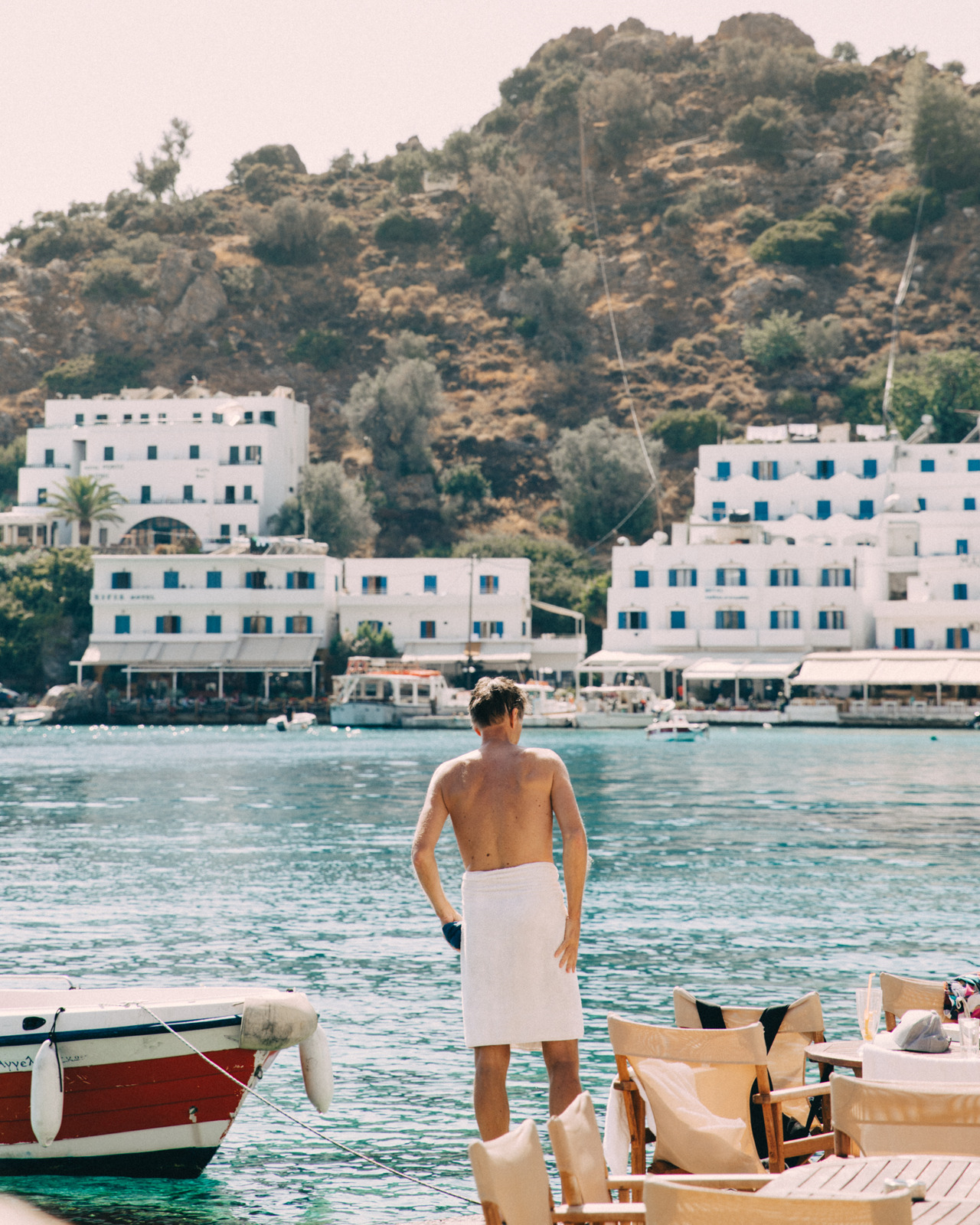 There are two beaches in Loutro, right in front of the settlement 