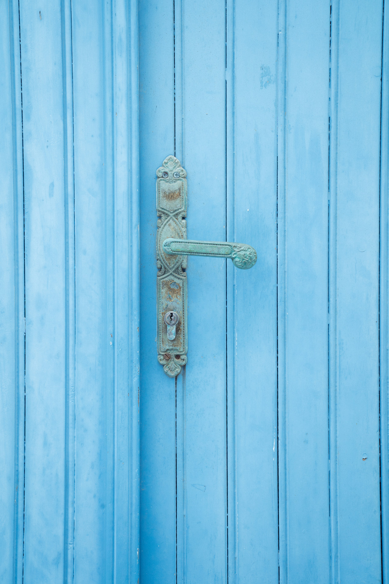 Wandering the streets of Pyrgos makes you think you're in an open-air museum