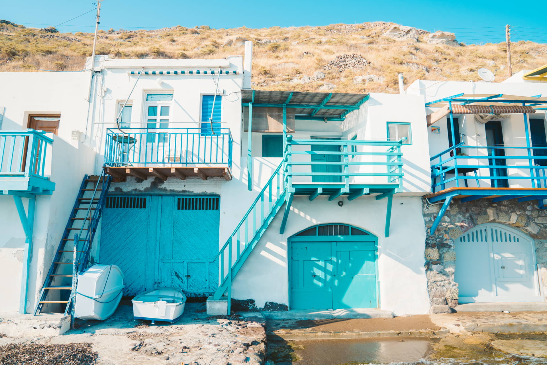 milos village hopping klima 4
