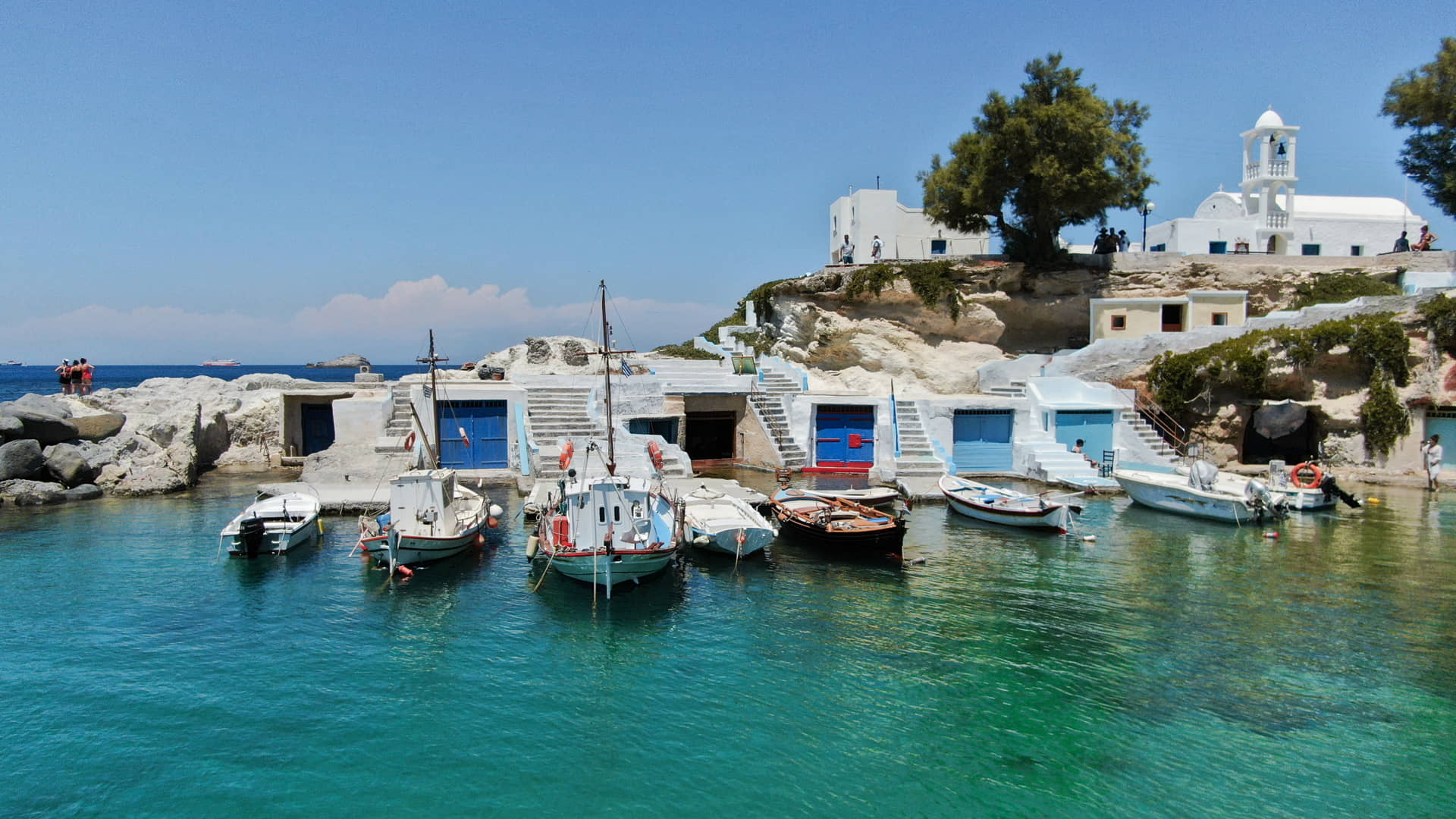 milos village hopping mandrakia
