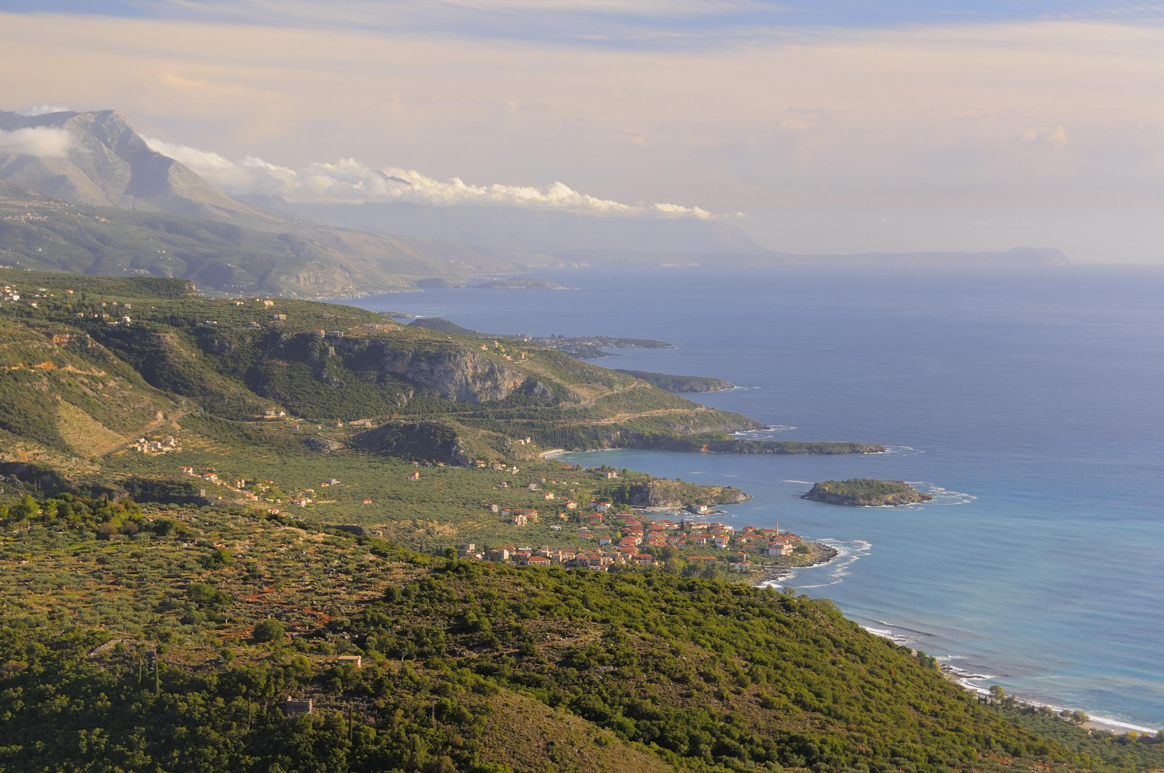 If you’re a hiker, don’t miss the marvellous network of paths that unwind east of Kardamyli on the slopes of Mt Taygetos