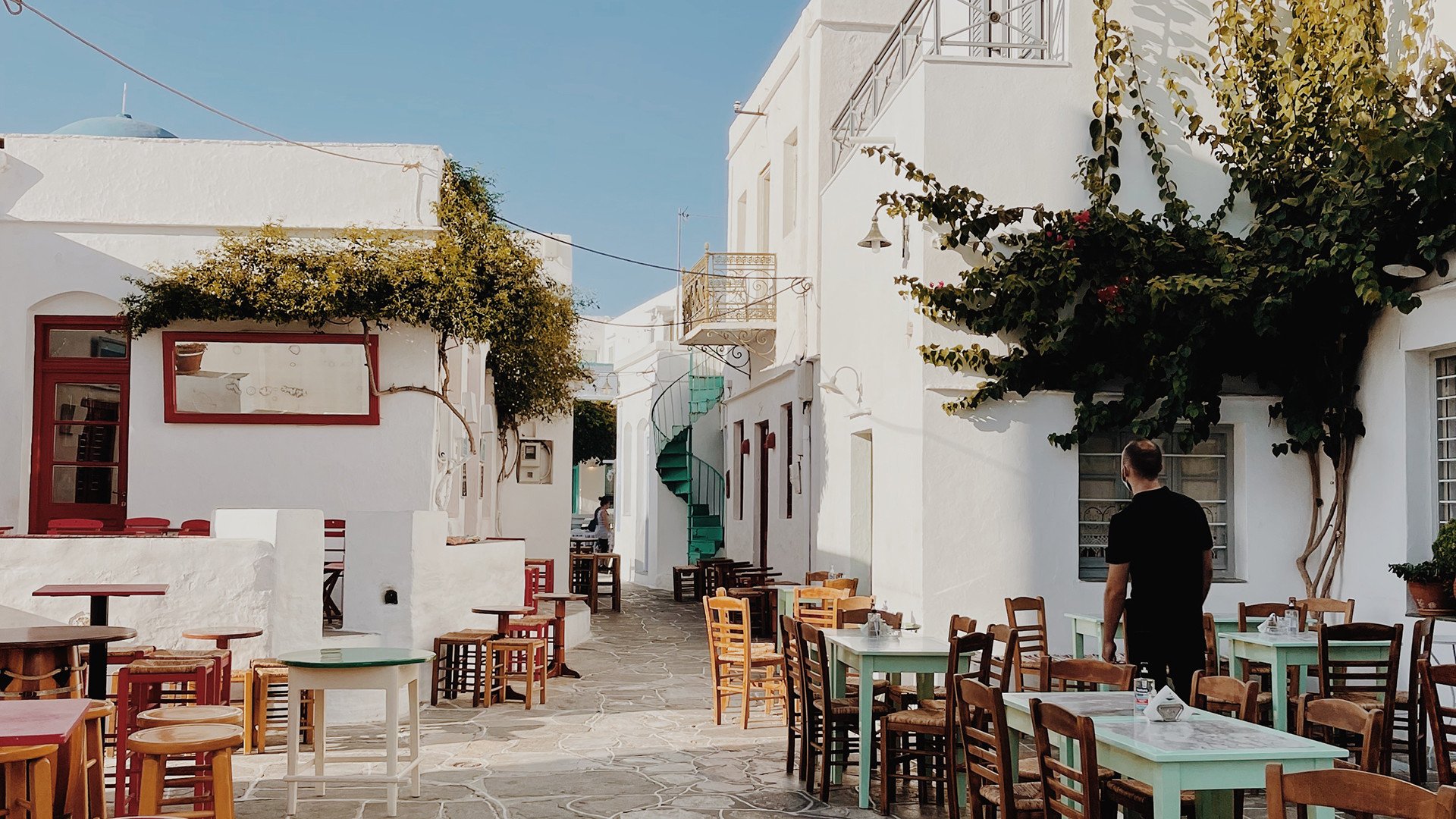 Drakakis taverna in Apollonia by Petros Kaminiotis