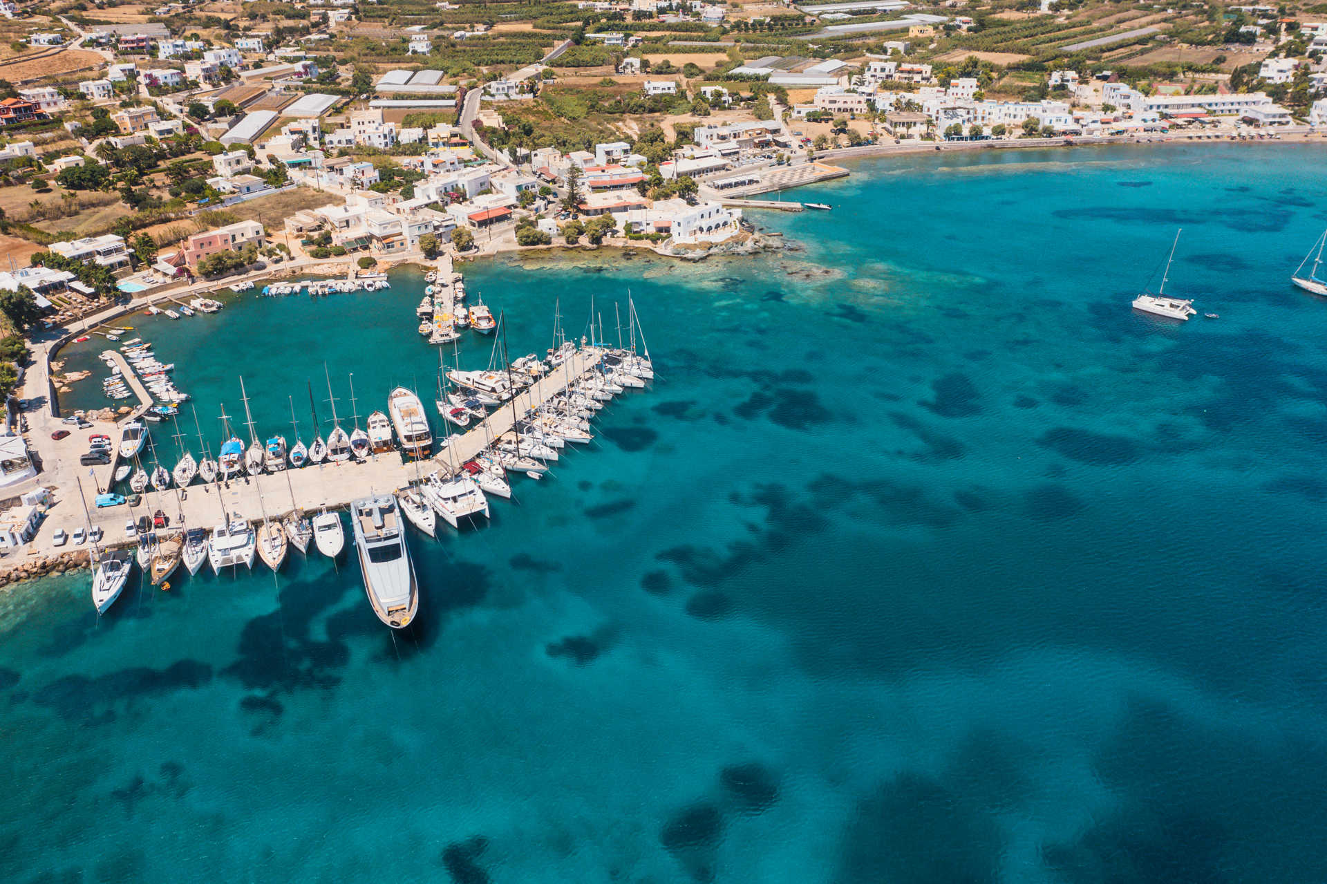 Finikas beach, Syros