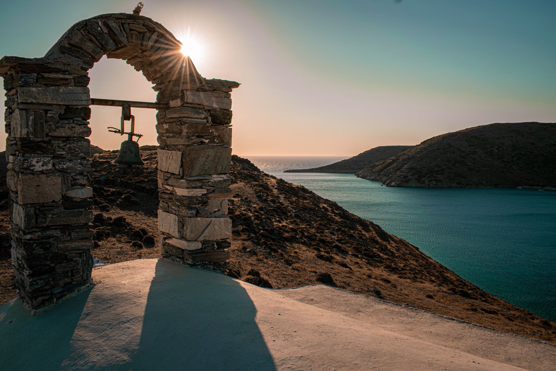 Hiking in Kythnos by Fotis Fotopoulos