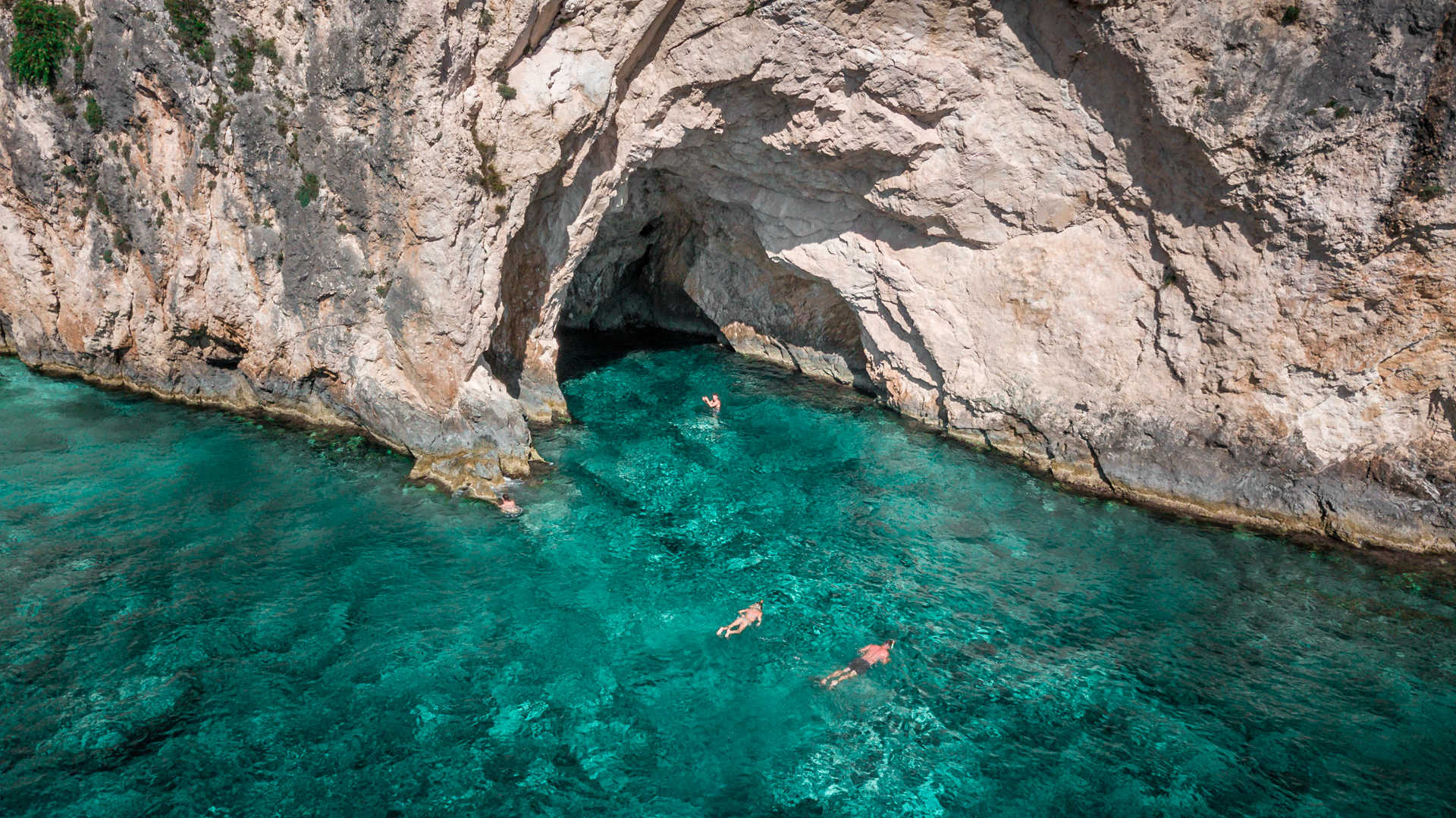 Porto Limnionas beach, Zakynthos