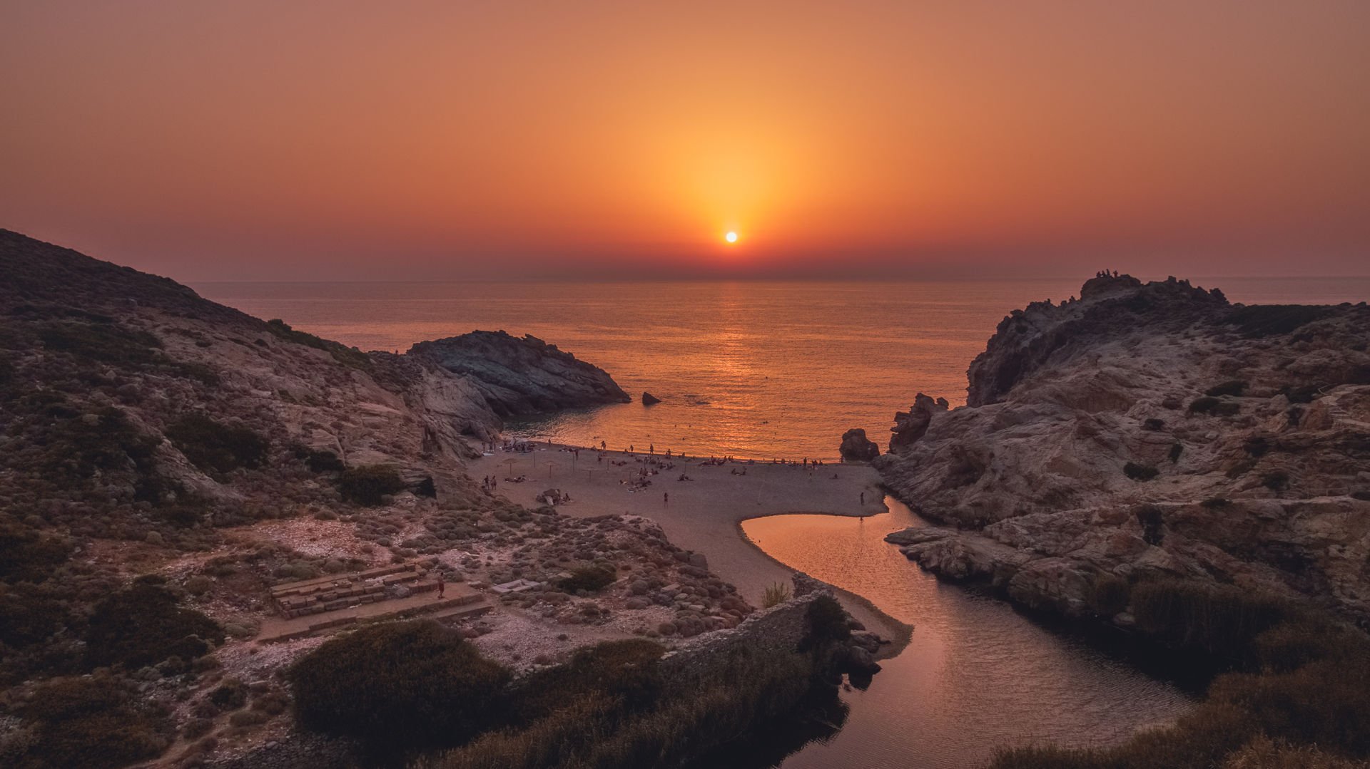 Nas beach, with great views and a killer sunset