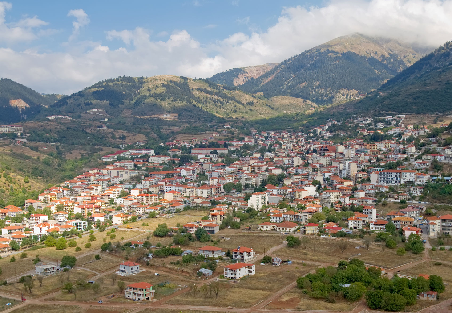 The mountain town of Karpenisi 
