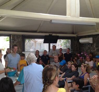 cookingdemonstrationatthemykonianfarm-main-image