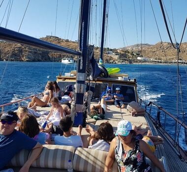 mykonossouthbeachescruise-main-image