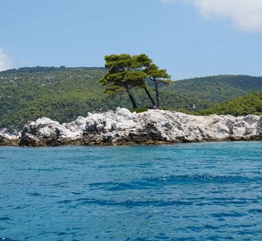 skopeloswestsouthsideamarantoscapedasiaislandmammamiabeaches-main-image