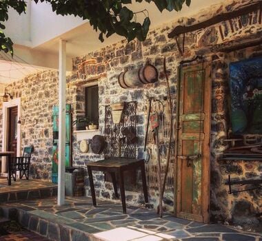 cooking-class-in-an-art-residency-in-evia-logo