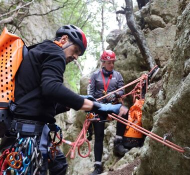 corinth-canyoning-in-pissia-gorge-logo