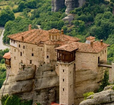 day-tour-to-the-unesco-listed-meteora-monasteries-by-train-1-1-1-logo