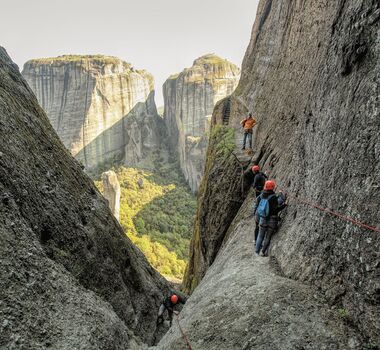 hiking-and-scramble-tour-of-great-saint-logo