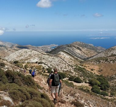 voidomatis-gorge-hike-1-2-1-2-logo