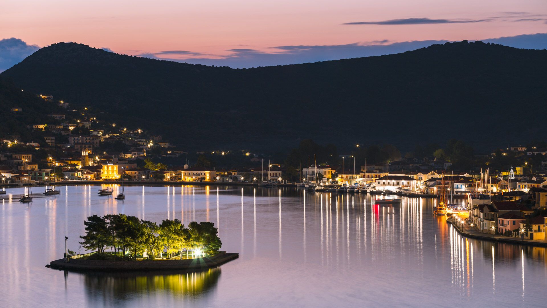 Ithaca Greece 2025 Travel Guide – Beaches, Villages & Mythology