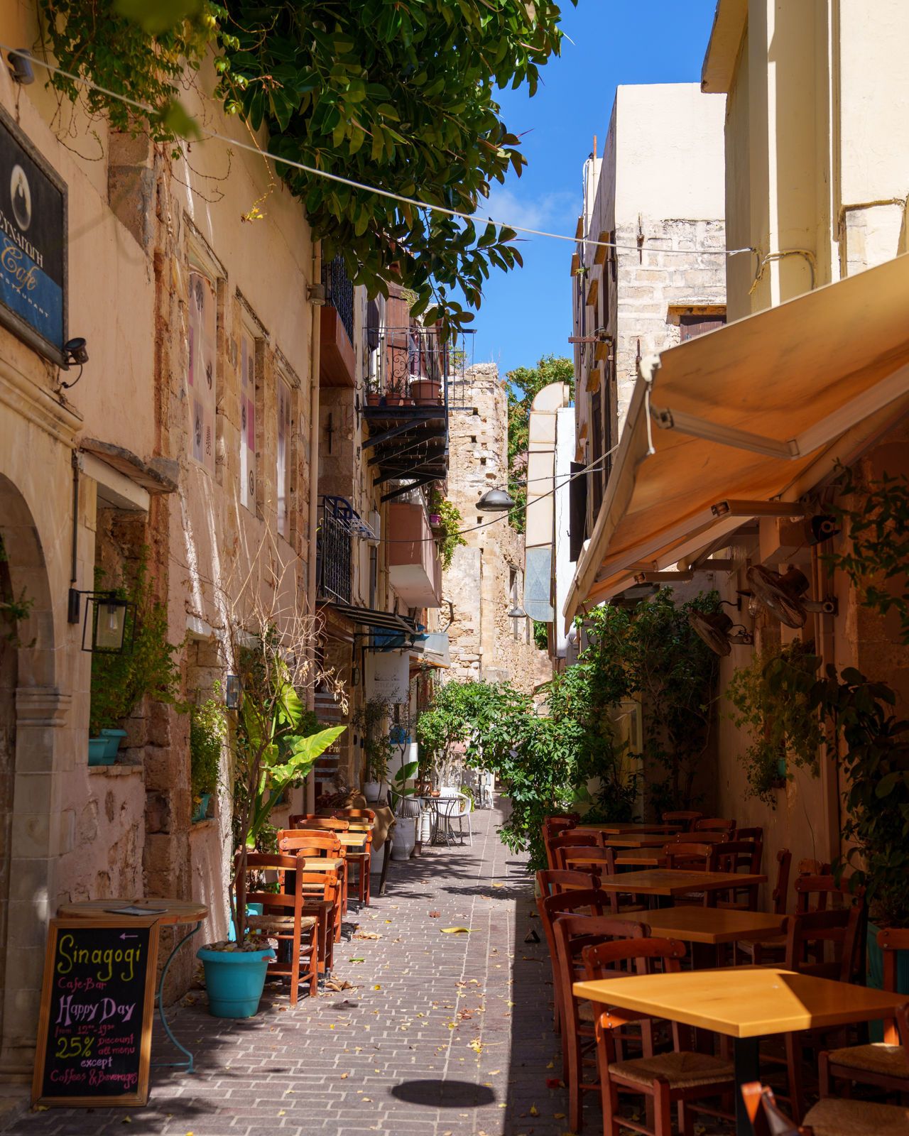 A Walking Tour Of Chania Old Town In Crete Discover Greece A Walking Tour Of Chania Old Town In Crete Discover Greece