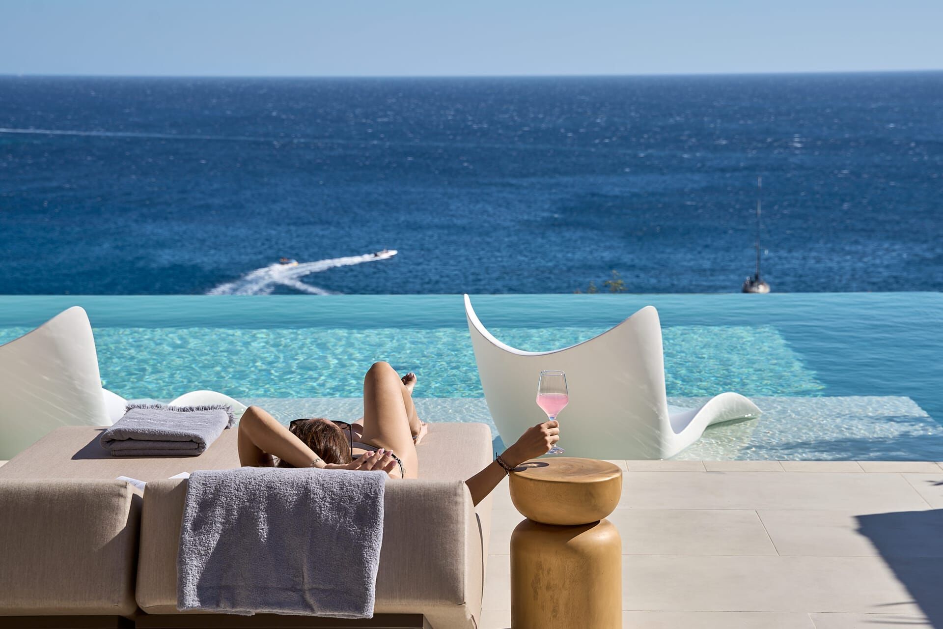 Ios Pool Ios Grand Pool Suites | Accommodation | Discover Greece