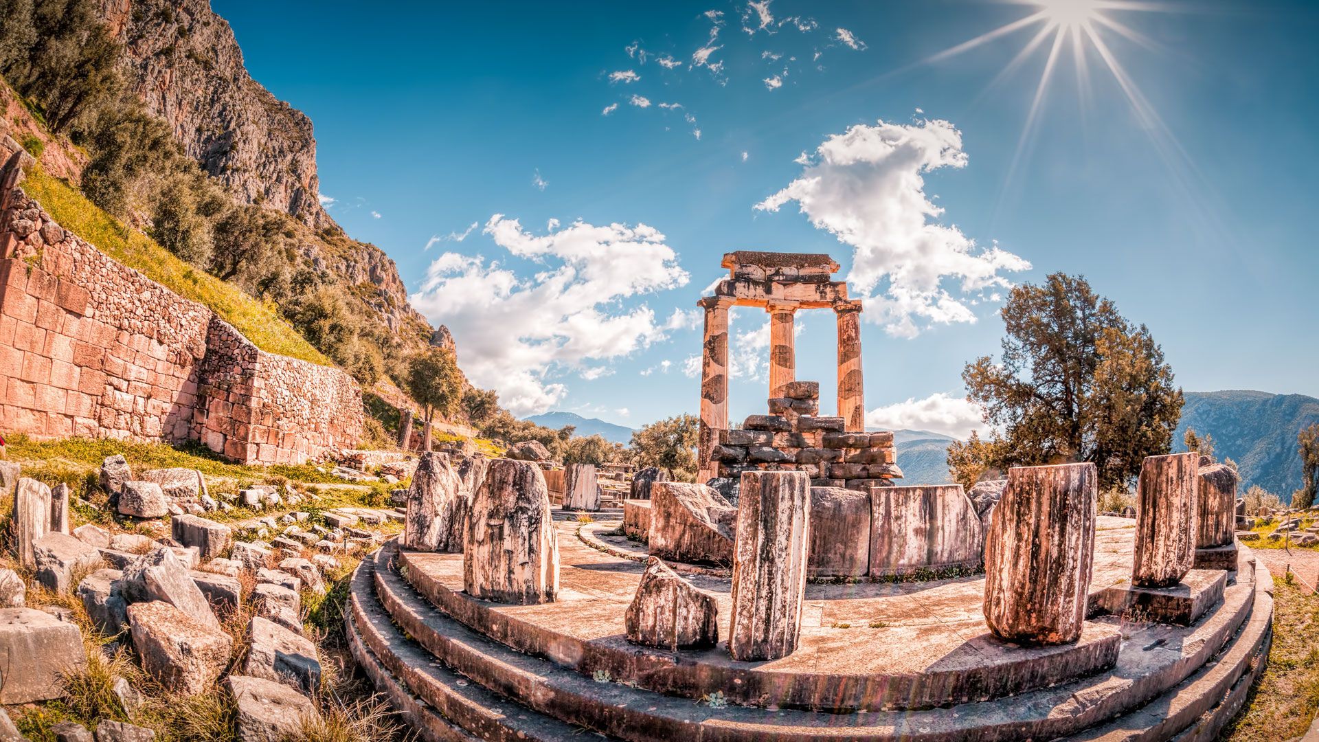 The Tholos of Athena pronaia, originally consisted of 20 Doric columns arranges around 10 Corinthian columns 