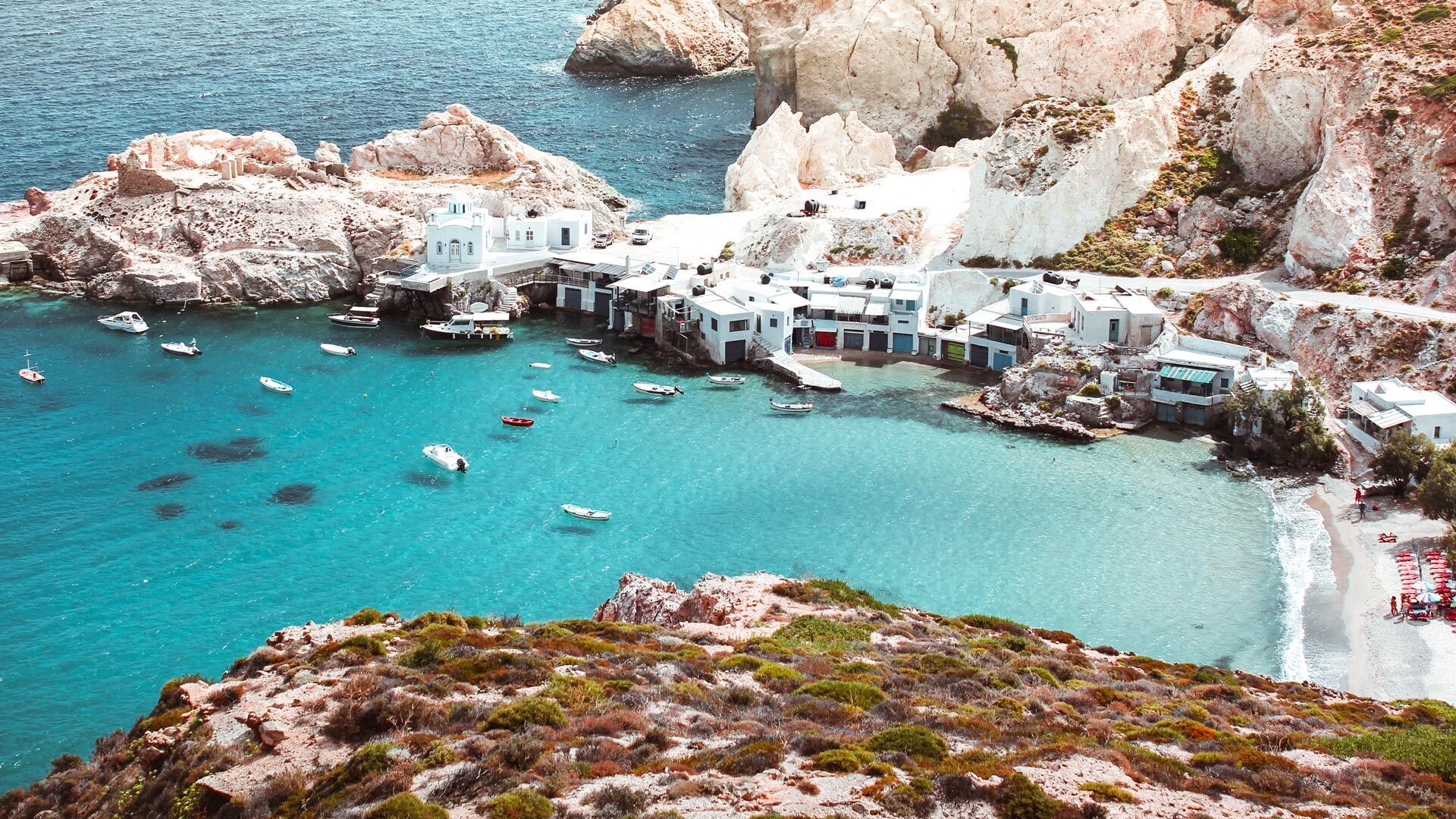 Fyropotamos, a seaside settlement with a tiny sandy beach