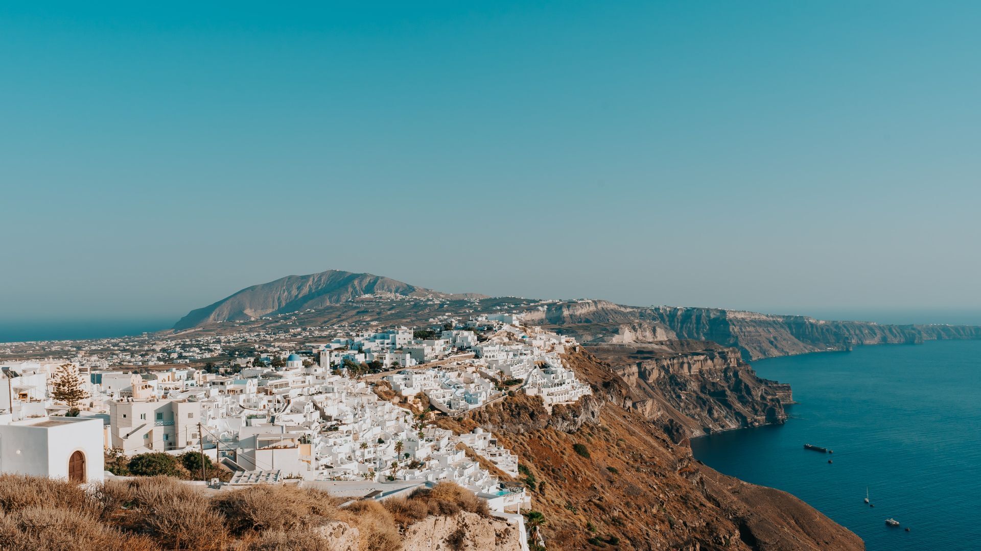Who hasn’t dreamed of visiting Santorini The iconic caldera and chic Cycladic aura are part of you even before you’ve arrived.