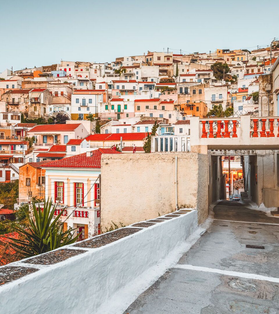 For a walk that takes you back in time, come to Ioulis, a colorful village in Tzia