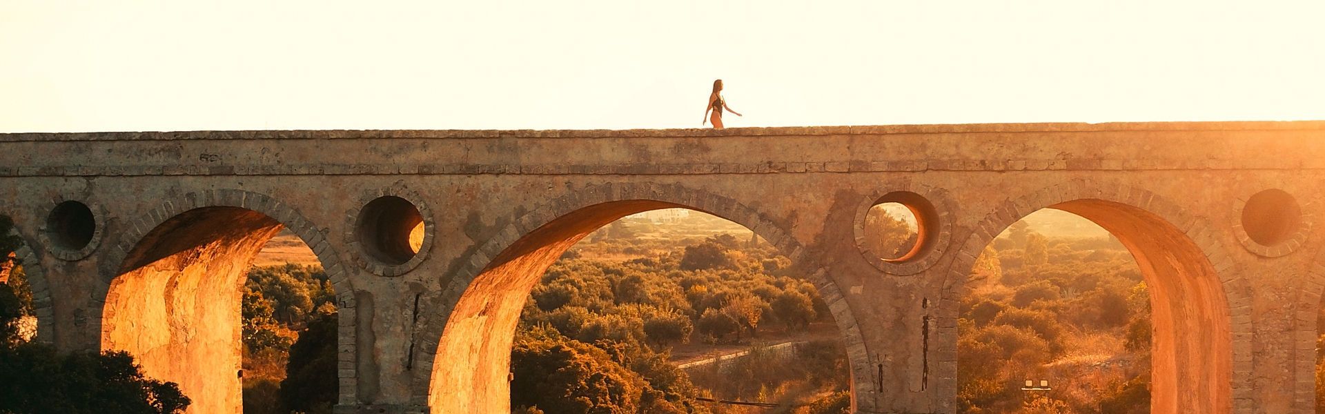 The stone bridge of Katouni