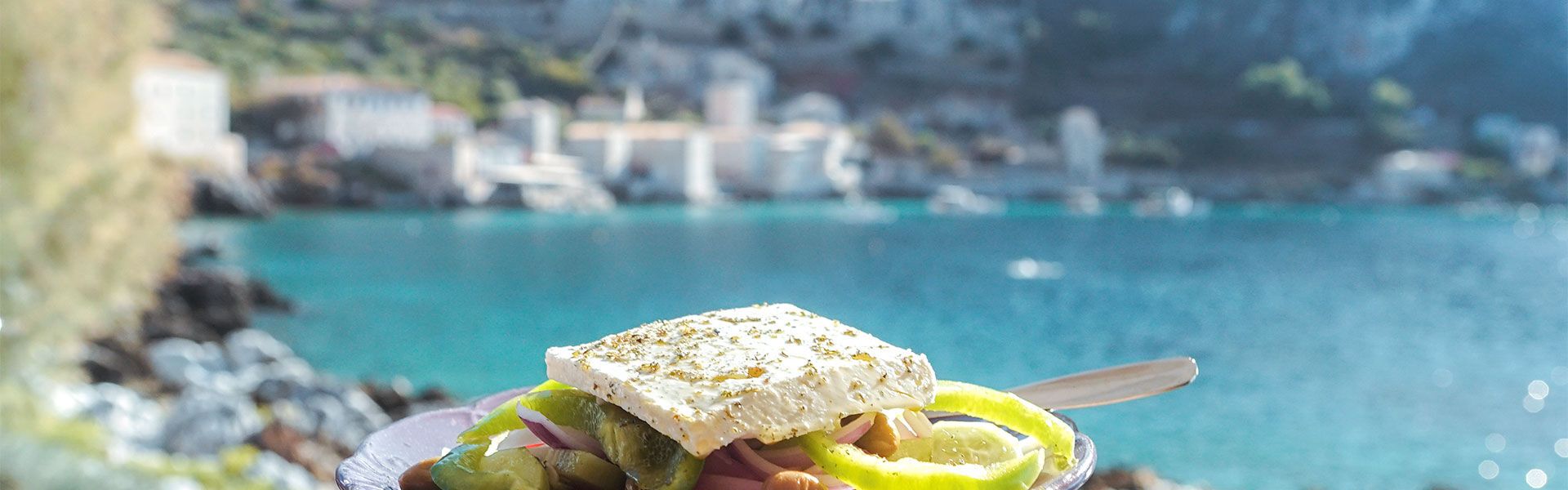 Limeni boasts a handful of superb tower houses, some exceptional boutique hotels and great tavernas